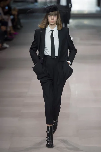 Look 38
